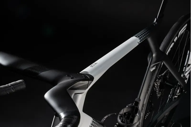 Colnago Y1RS Disc 2025 Carbon TT Aero Frameset UAE-4
